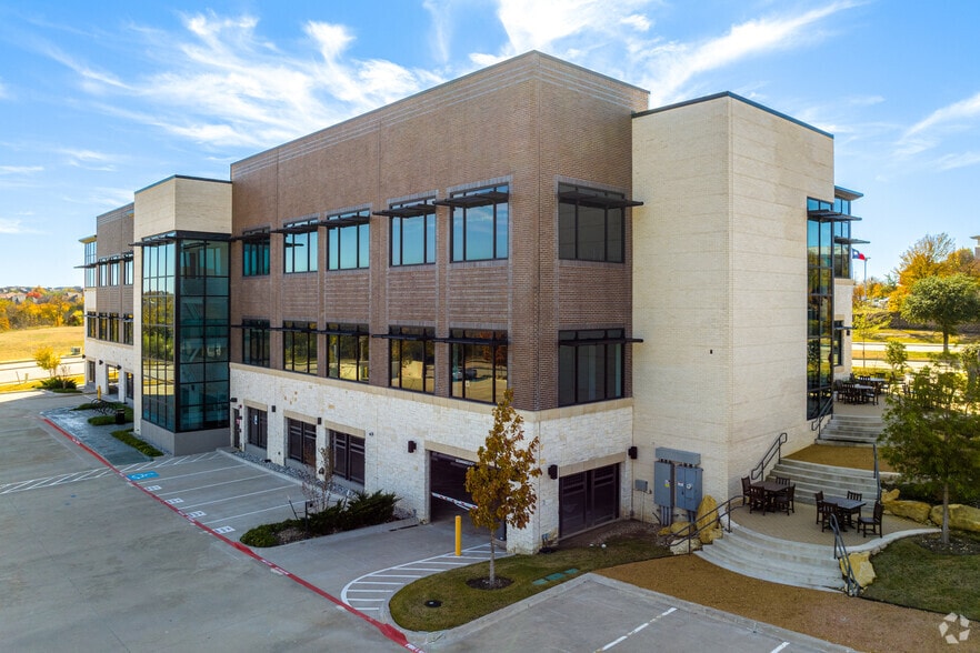 7330 Stonebrook Pky, Frisco, TX à louer - Photo de l’immeuble – Image 3 sur 28