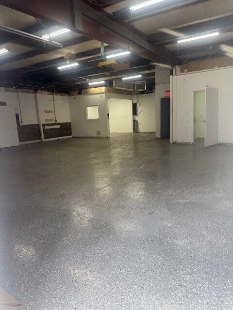 13080 Belcher Rd, Largo, FL à louer Photo intérieure– Image 1 sur 6