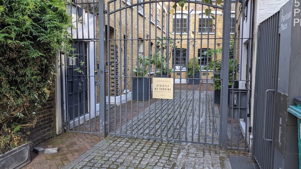 Plantain Pl, Londres à louer Photo de l’immeuble– Image 1 sur 4