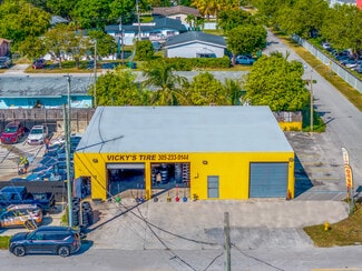 Plus de détails pour 11300 SW 208th Dr, Miami, FL - Industriel/Logistique à vendre