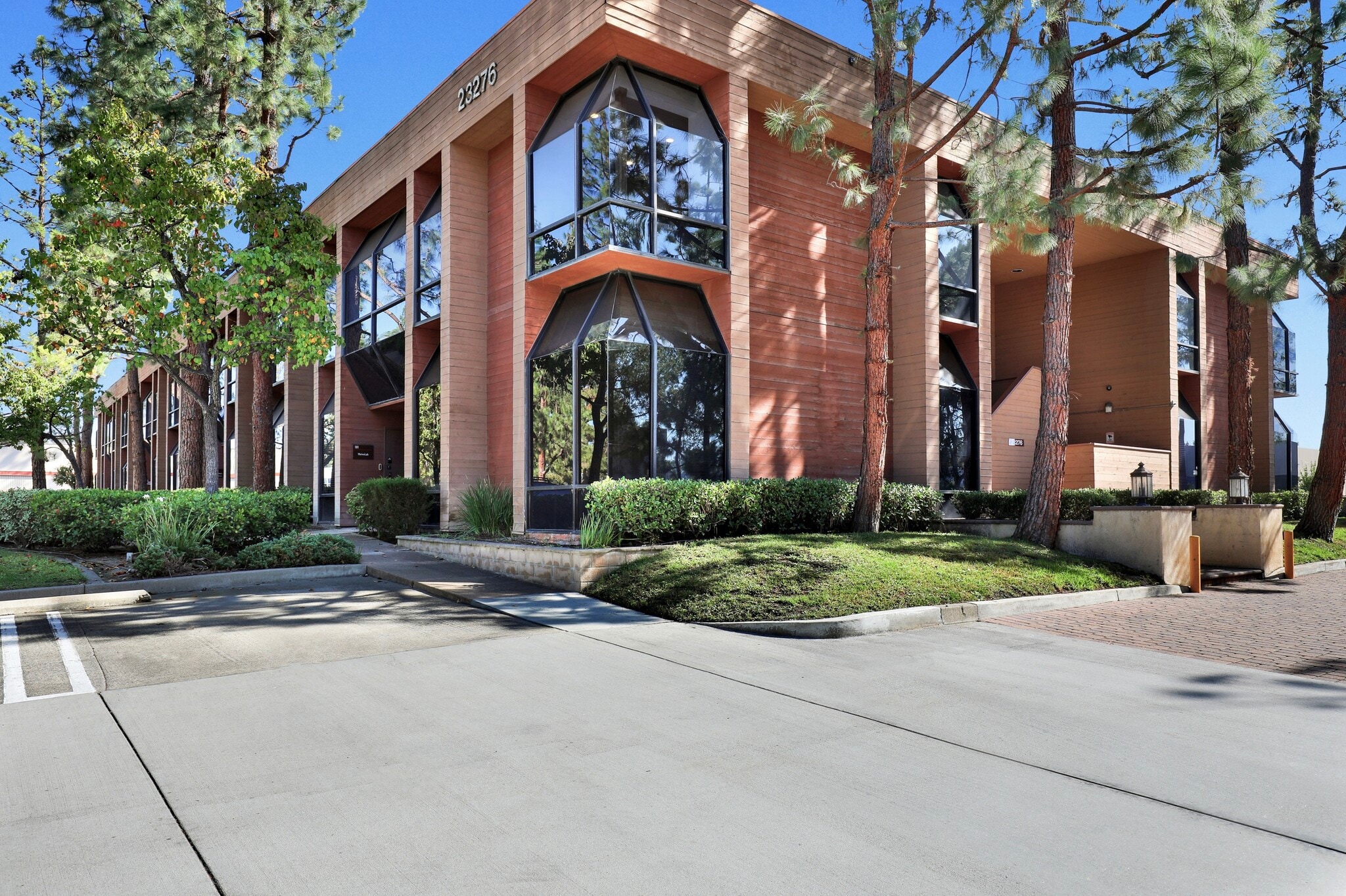 23276 S Pointe Dr, Laguna Hills, CA à louer Photo intérieure– Image 1 sur 11