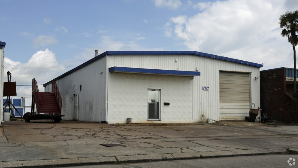7165 Scobell Ct, Baton Rouge, LA à louer - Photo principale – Image 2 sur 4