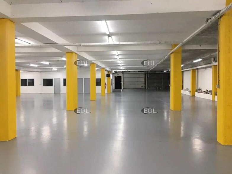 Local d’activités dans Créteil à louer - Photo intérieure – Image 3 sur 5