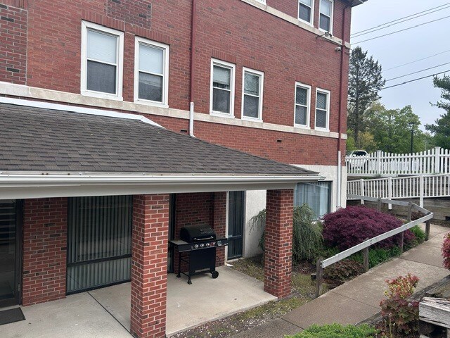 295-299 Washington Ave, Hamden, CT à louer - Photo de l’immeuble – Image 3 sur 12