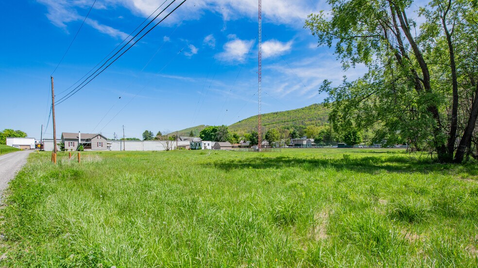 1643 Front st, South Williamsport, PA à vendre - Photo de l’immeuble – Image 3 sur 5