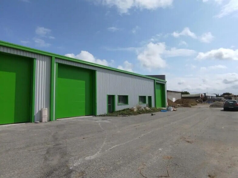 Local d’activités dans Colomiers à louer - Photo de l’immeuble – Image 3 sur 6