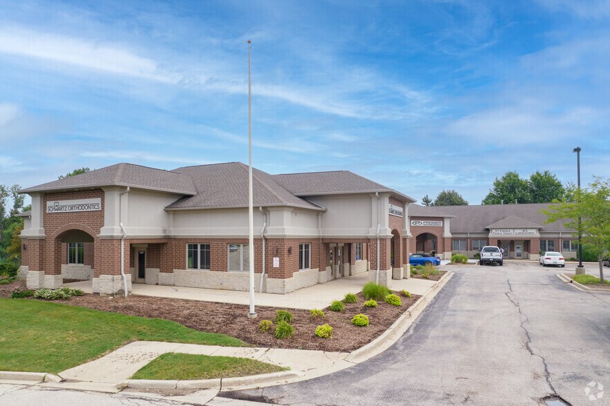 1437-1457 Merchant Dr, Algonquin, IL à vendre - Photo de l’immeuble – Image 3 sur 10