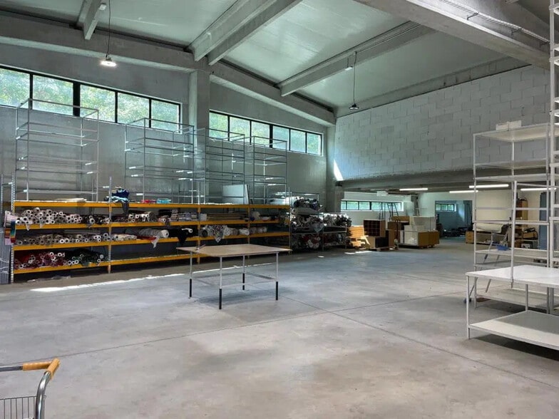 Bureau dans Hyères à louer - Photo de l’immeuble – Image 1 sur 5