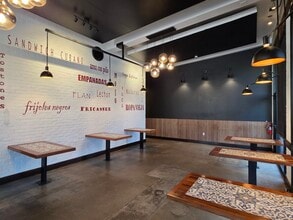 1055 Torrey Pines Rd, La Jolla, CA à louer Photo intérieure– Image 2 sur 14