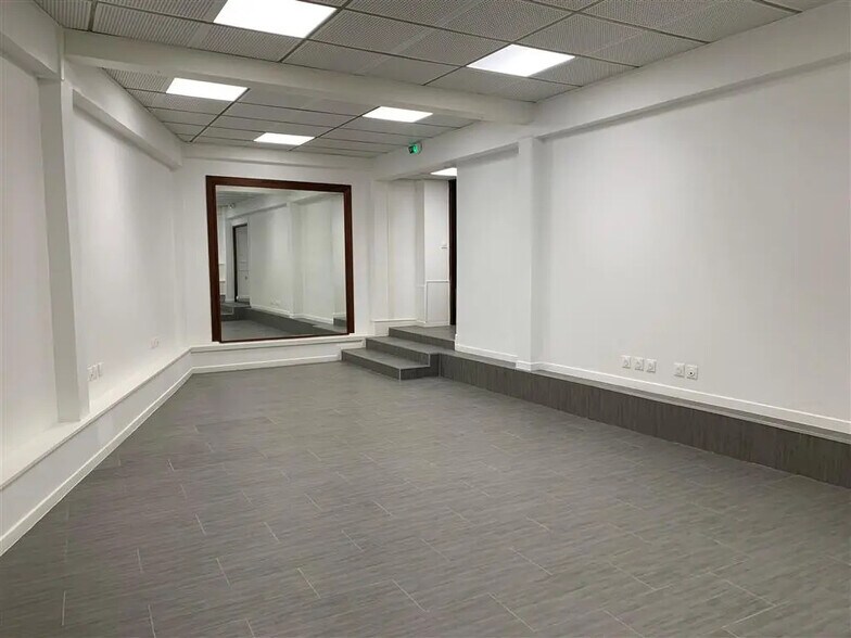 Bureau dans Paris à louer - Photo de l’immeuble – Image 3 sur 6