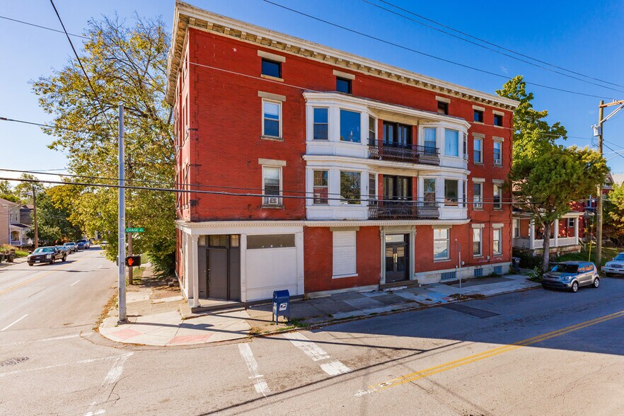 1801 Chase Ave, Cincinnati, OH à vendre - Photo de l’immeuble – Image 1 sur 74