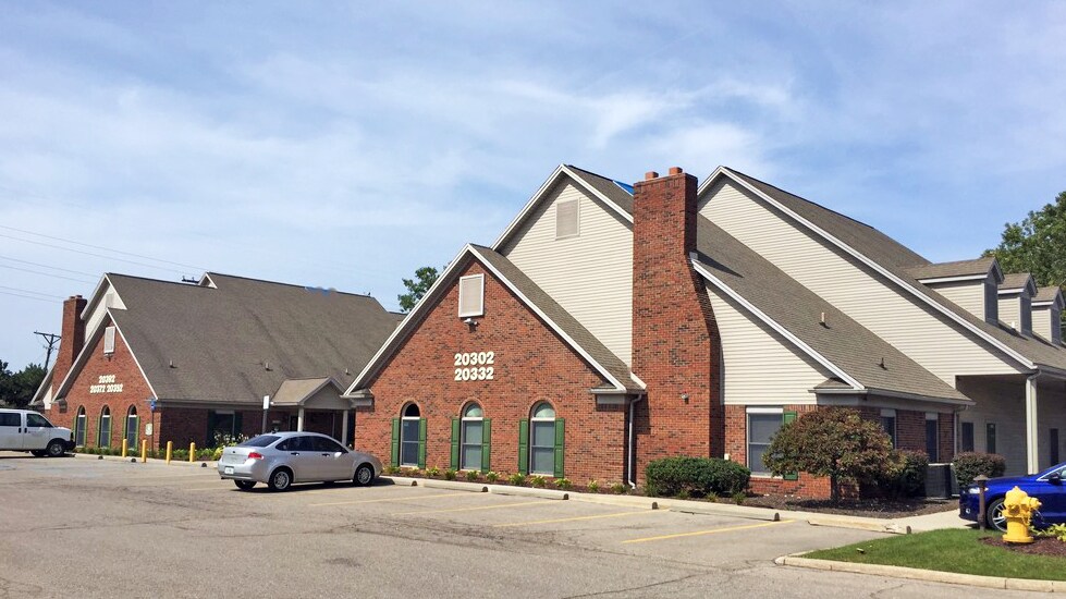 20302-20392 Eureka Rd, Taylor, MI à louer - Photo de l’immeuble – Image 3 sur 5