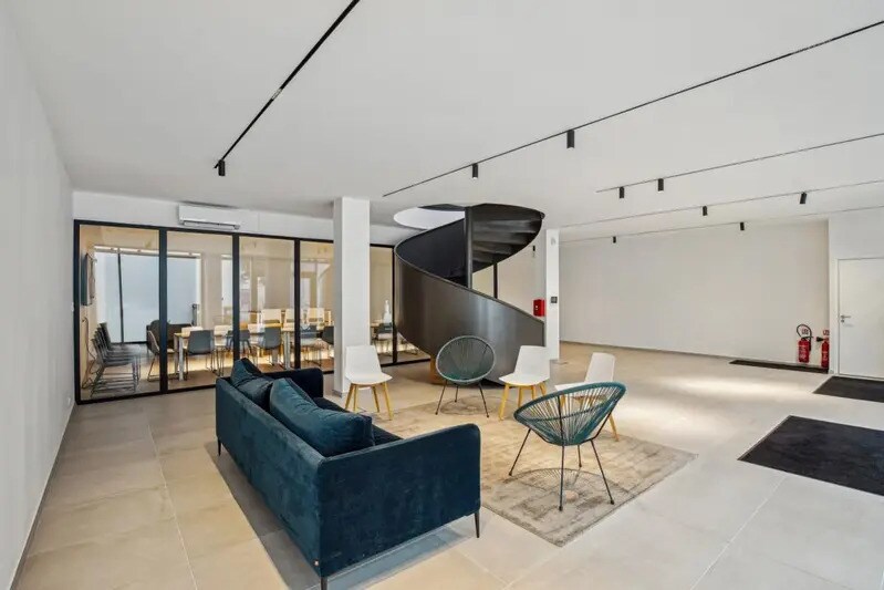 Bureau dans Courbevoie à vendre - Photo intérieure – Image 2 sur 12