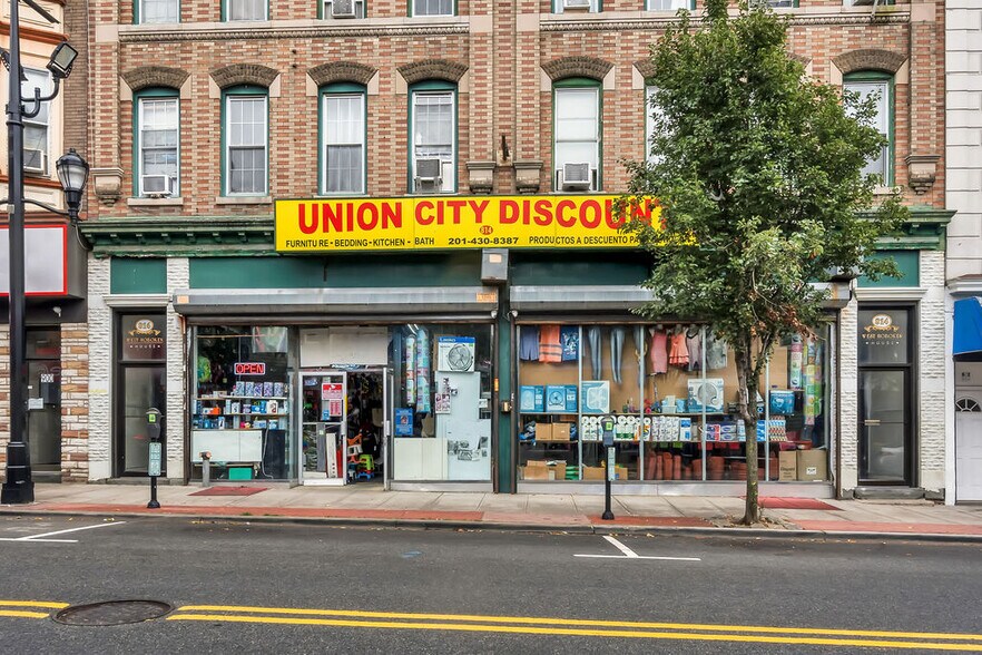 814-816 Summit Ave, Union City, NJ à vendre - Photo de l’immeuble – Image 1 sur 29