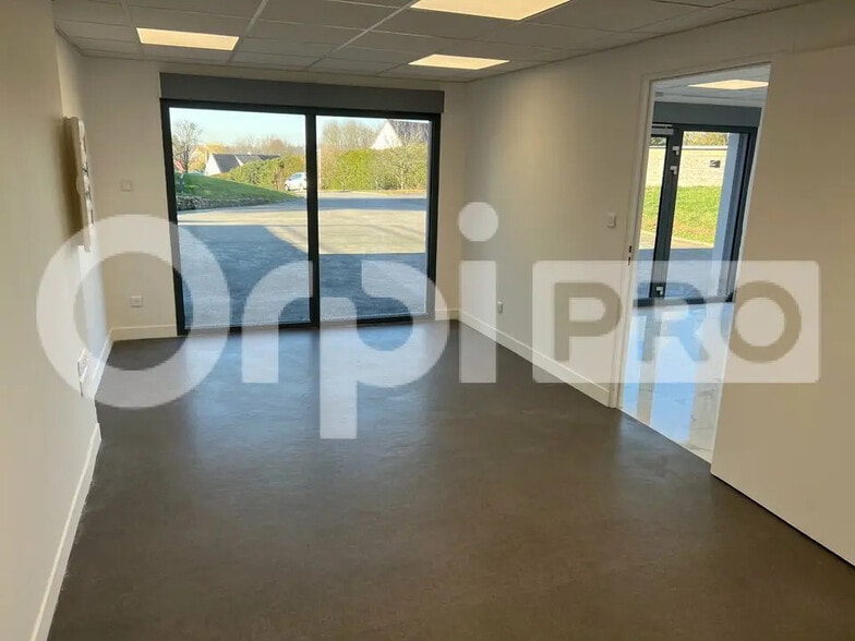 Local d’activités dans Bézu-Saint-Germain à louer - Photo intérieure – Image 3 sur 6