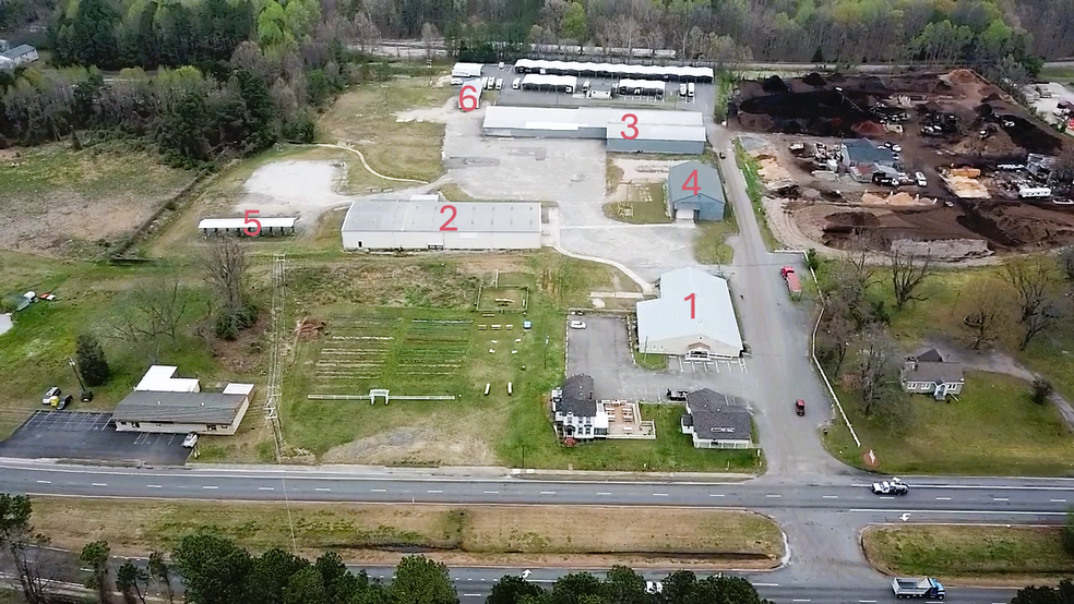 7812 Richmond Rd, Toano, VA à louer - Photo de l’immeuble – Image 1 sur 6