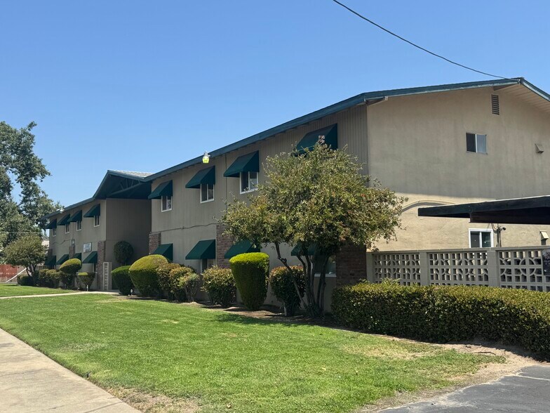 1144 Pioneer Ave, Turlock, CA à vendre - Photo de l’immeuble – Image 1 sur 13