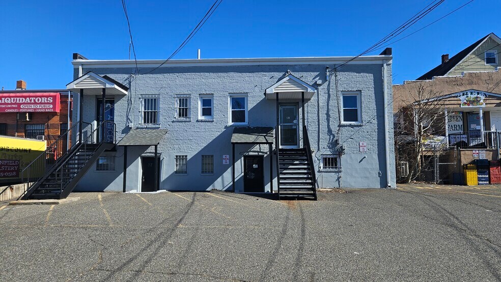 40-42 South Washington Ave, Bergenfield, NJ à vendre - Photo de l’immeuble – Image 2 sur 6