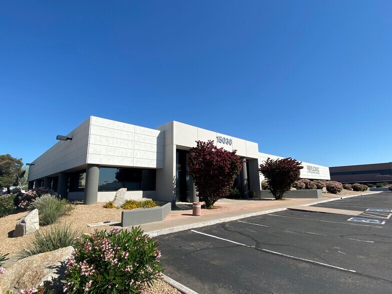 15030 N Hayden Rd, Scottsdale, AZ à vendre - Photo de l’immeuble – Image 2 sur 2