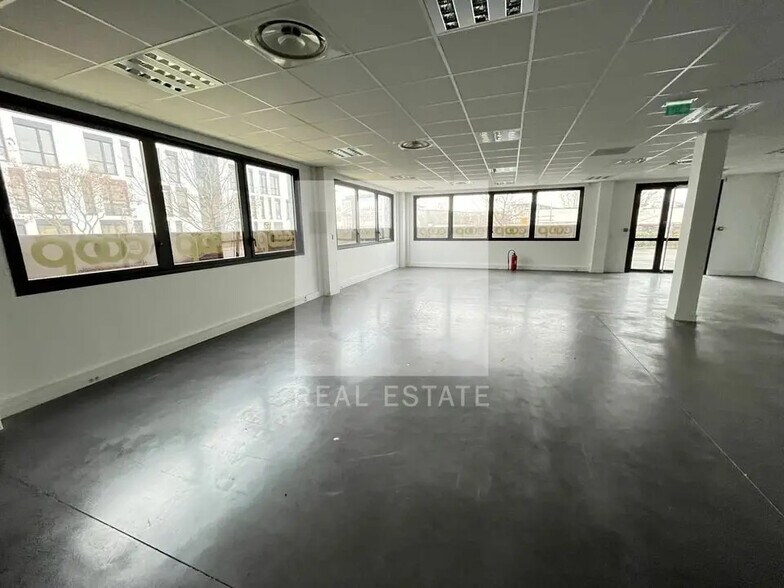 Bureau dans Lyon à louer - Photo de l’immeuble – Image 3 sur 8