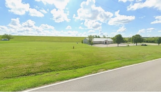 Plus de détails pour 2305 NE Douglas St, Lee's Summit, MO - Spécialisé à vendre