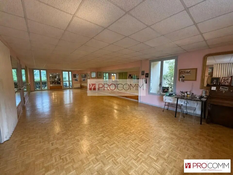 Local commercial dans Chartres à vendre Photo intérieure– Image 1 sur 4