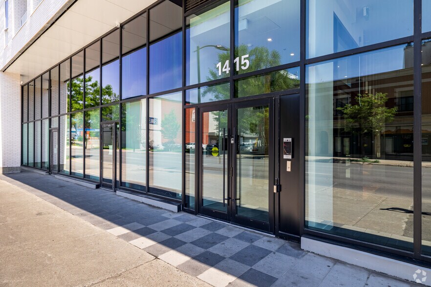 1815-1835 Rue Sainte-Catherine E, Montréal, QC à louer - Photo de l’immeuble – Image 3 sur 4