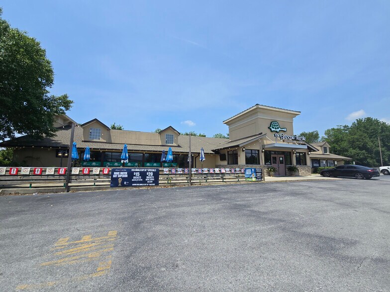 391 N Dupont Hwy, Dover, DE à louer - Photo de l’immeuble – Image 1 sur 12