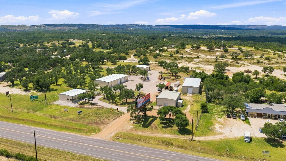 7748 E US Highway 290, Johnson City, TX à vendre - Photo de l’immeuble – Image 1 sur 55
