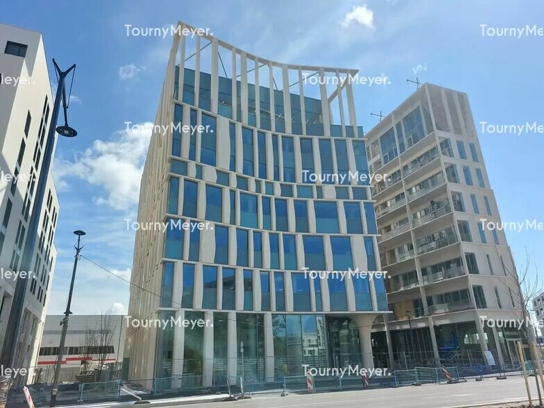 Bureau dans Bordeaux à louer - Photo de l’immeuble – Image 2 sur 7