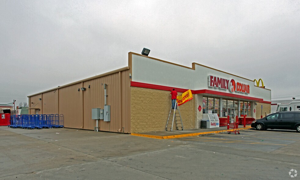 4525 Old Gentilly Rd, New Orleans, LA à louer - Photo principale – Image 1 sur 2