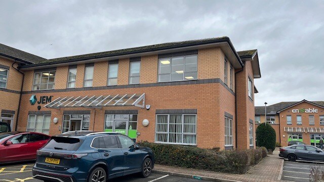 Timothys Bridge Rd, Stratford Upon Avon à louer Photo de l’immeuble– Image 1 sur 7