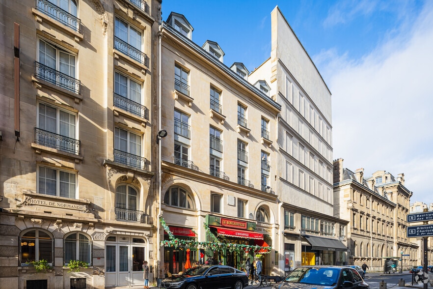 5 Rue De La Banque, Paris à louer - Photo de l’immeuble – Image 3 sur 11