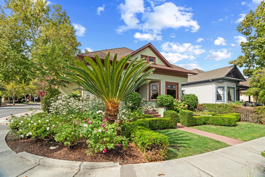63 N 1st St, Campbell, CA à vendre - Photo de l’immeuble – Image 2 sur 35