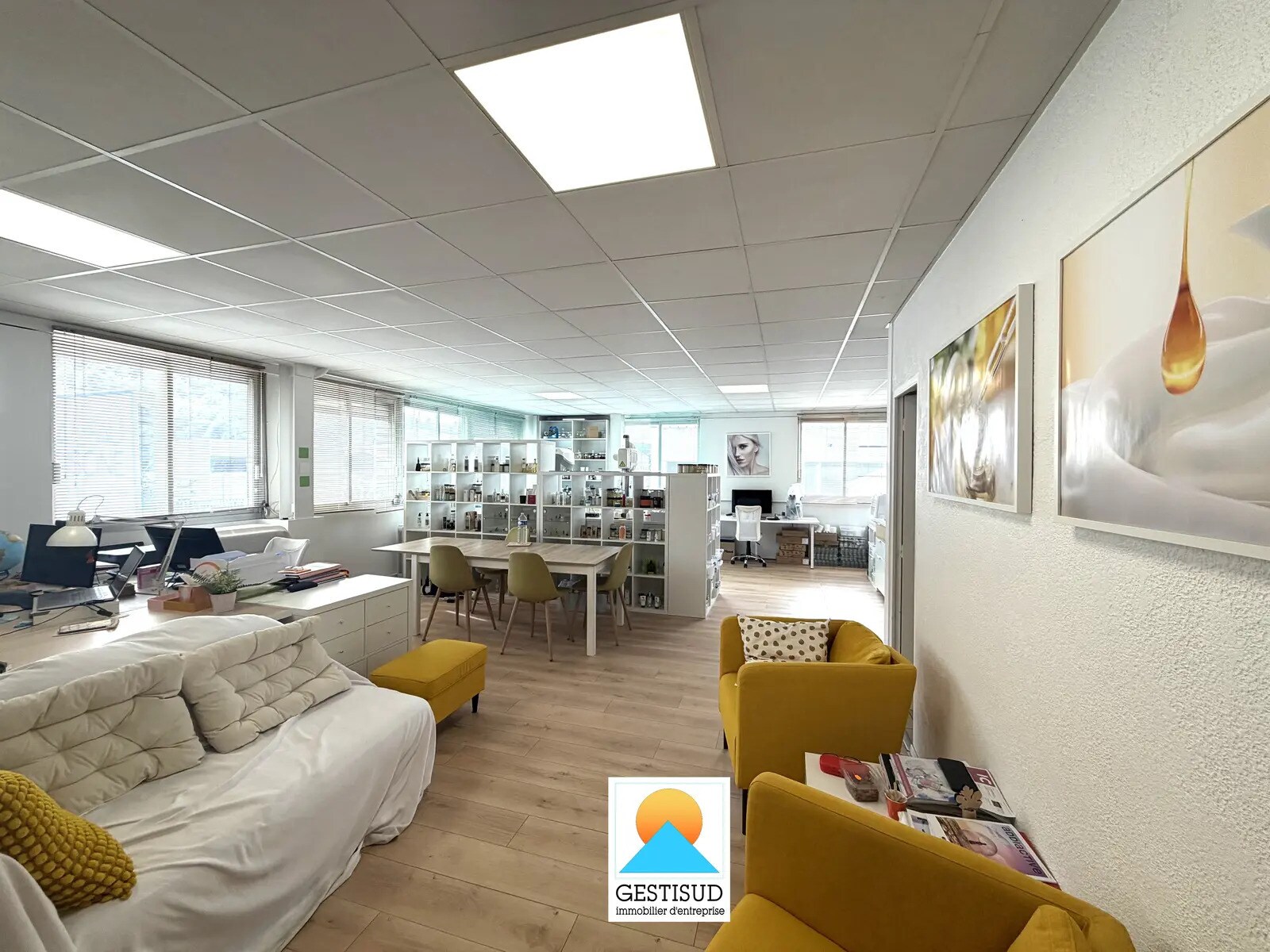 Bureau dans Aubagne à louer Photo intérieure– Image 1 sur 5