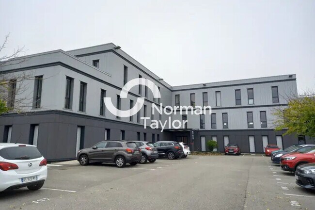 Plus de détails pour Bureau à louer