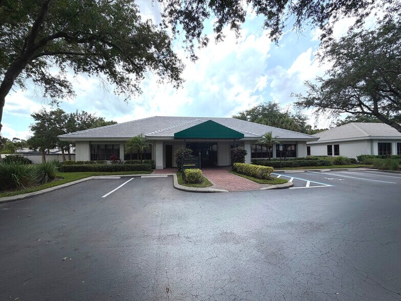 3541 Bonita Bay Blvd, Bonita Springs, FL à louer - Photo principale – Image 1 sur 14