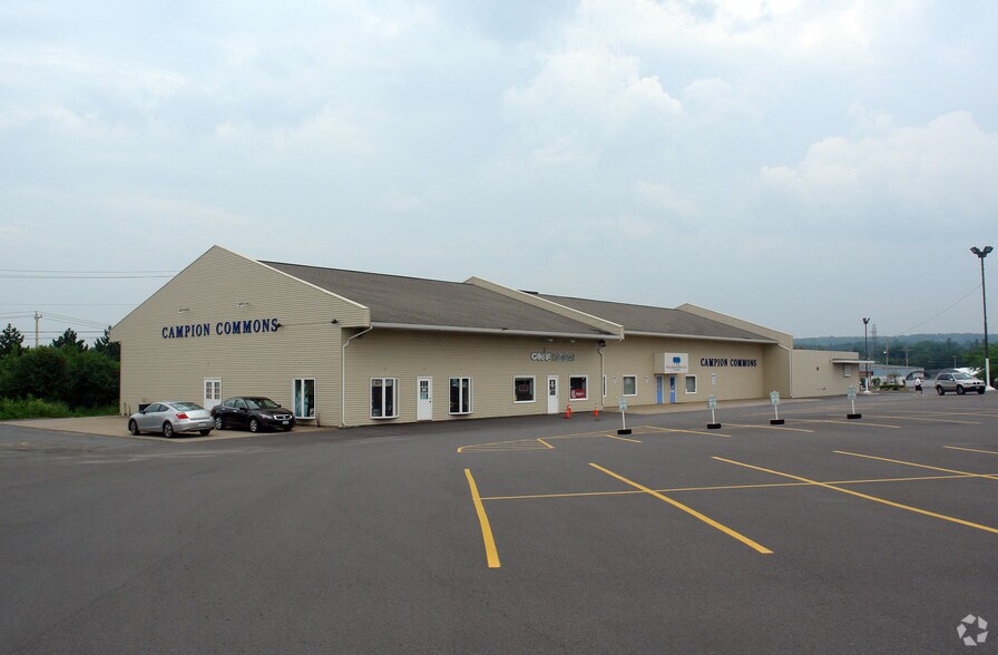 36 New Hartford Shopping Ctr, New Hartford, NY à louer - Photo principale – Image 2 sur 4