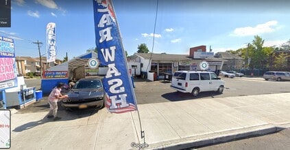 4180 Hylan Blvd, Staten Island, NY à louer Photo de l’immeuble– Image 1 sur 3