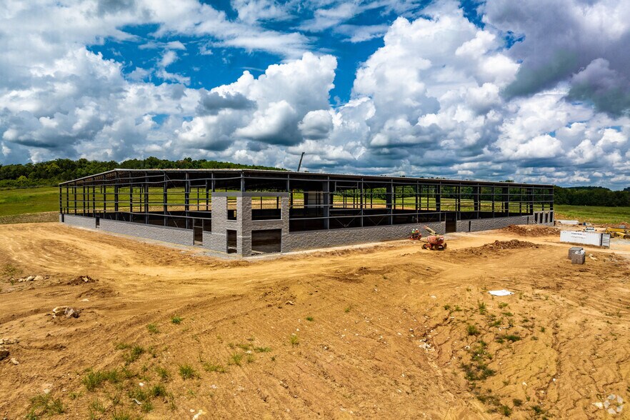 Shelton Ln, Russellville, KY à vendre - Photo de l’immeuble – Image 2 sur 14