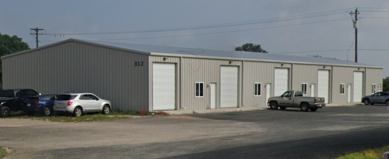 314-316 Northridge Rd, Marble Falls, TX à louer Photo de l’immeuble– Image 1 sur 4