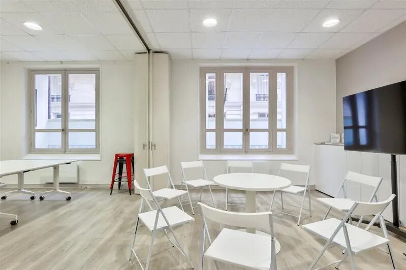 Bureau dans Paris à louer - Photo de l’immeuble – Image 2 sur 9