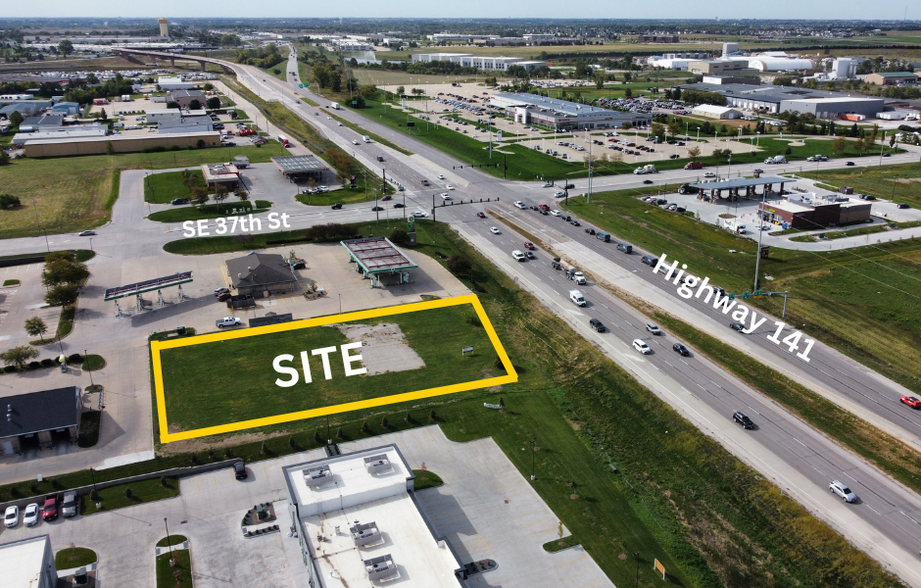 3505 SE Grimes Blvd, Grimes, IA à vendre - Photo de l’immeuble – Image 1 sur 2