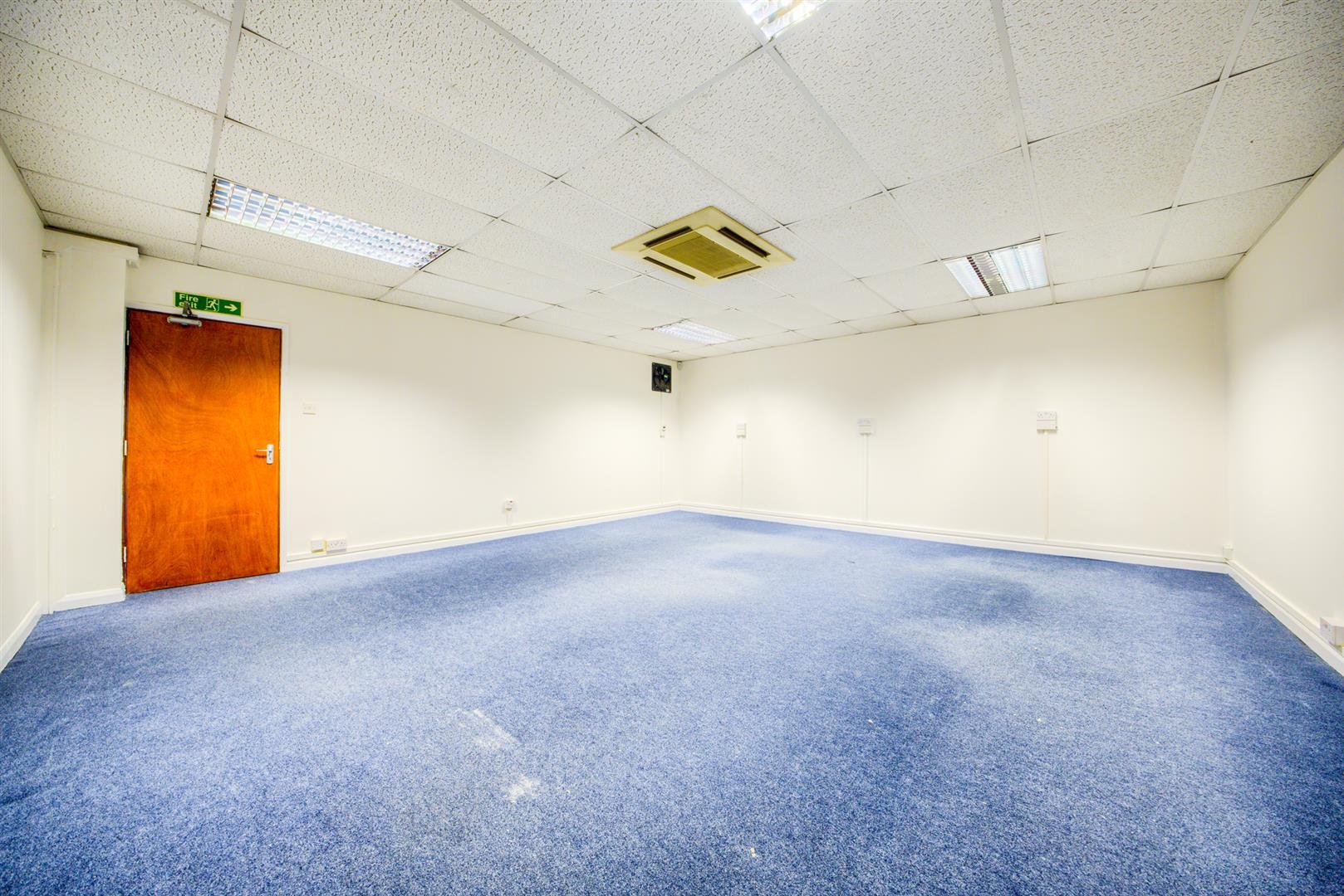 3 Vigo Pl, Walsall à louer Photo intérieure– Image 1 sur 4