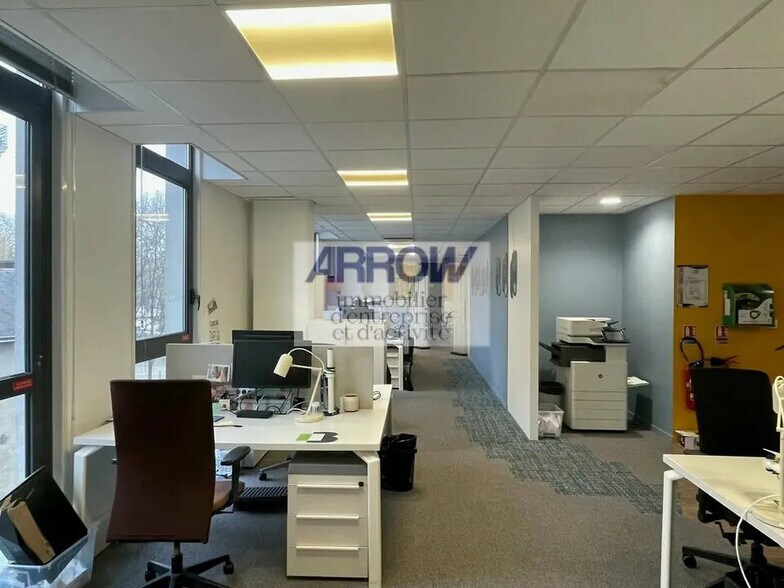 Bureau dans Nantes à louer - Photo de l’immeuble – Image 2 sur 4