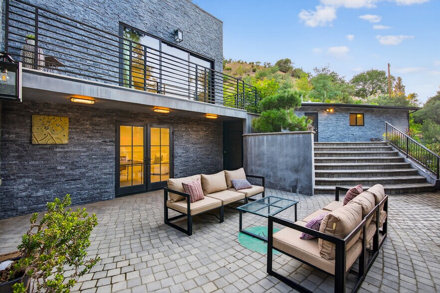 McGroarty Estates portefeuille de 3 biens à vendre sur LoopNet.fr - Photo de l’immeuble – Image 1 sur 125