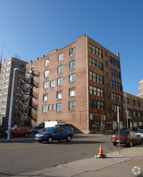 23 E Huron St, Buffalo, NY à vendre - Photo de l’immeuble – Image 3 sur 4