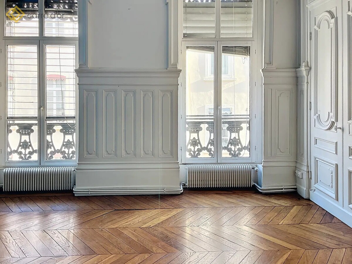 2 Rue D'Algerie, Lyon, RHO 69001 - Lot 01 - - Photo intérieure - Image 2 of 9