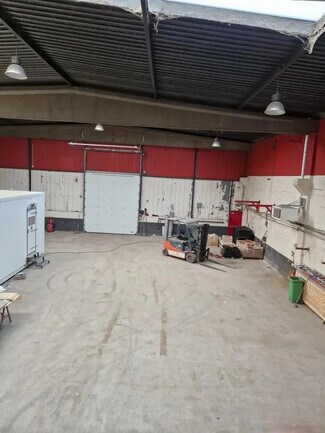 Plus de détails pour Bureau, Local d'activités à louer