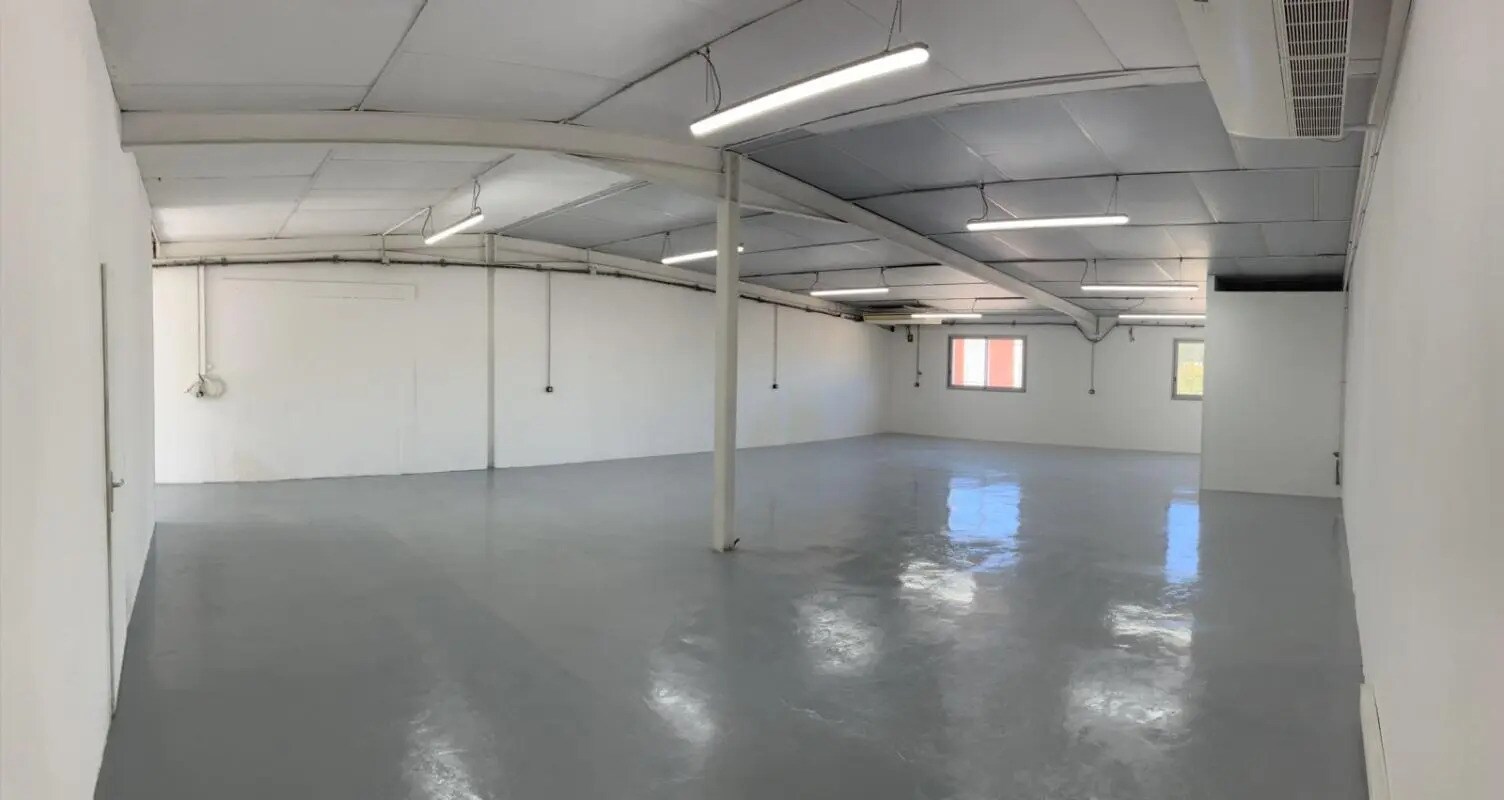 Local d’activités dans Saint-Jean-de-Védas à louer Photo intérieure– Image 1 sur 7